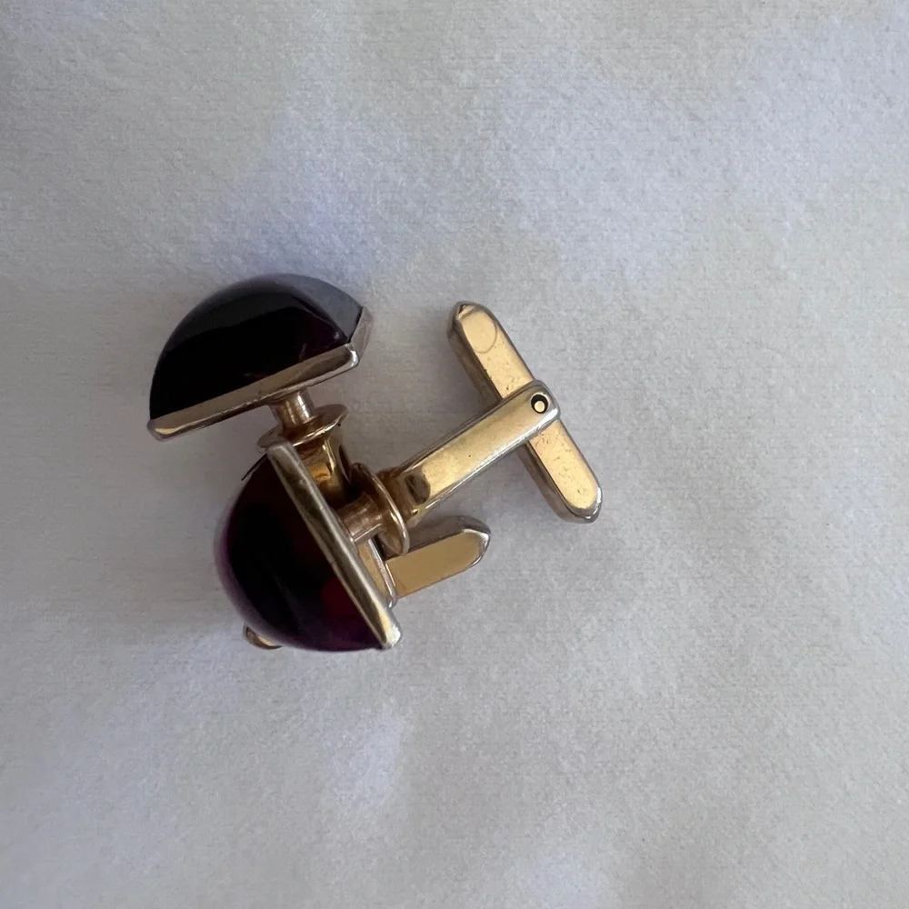Vintage Hickok Ruby Red Square Cufflinks